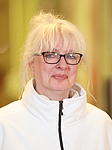 Porträt von Schwester Heike, Blonde Frau mit Brille